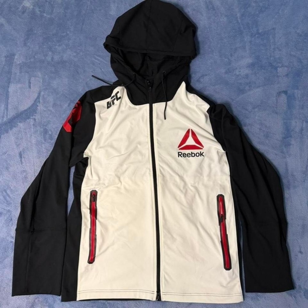 Reebok UFC white and black jacket men‎ Size L